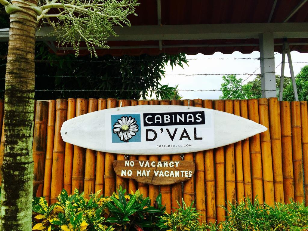 Cabinas D'Val Hotel Uvita Exterior photo