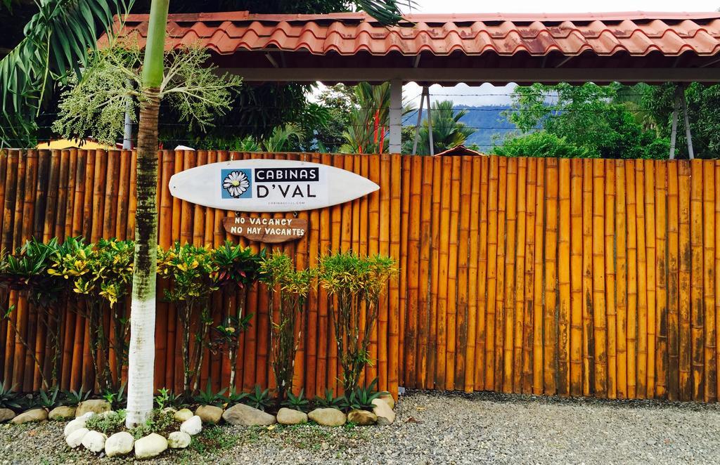 Cabinas D'Val Hotel Uvita Exterior photo